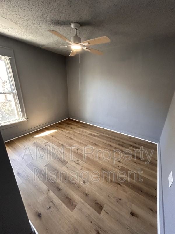 1534 3rd Ave Se - Photo 5 of 5