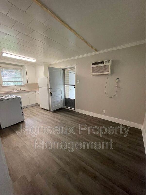 1205 Sunset Dr - Photo 2 of 7