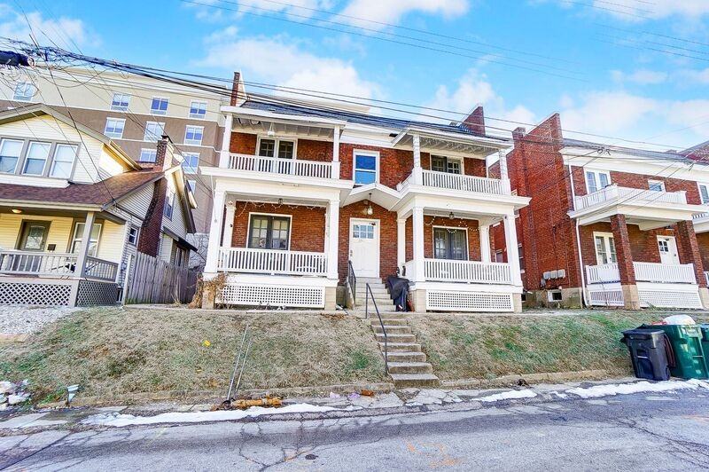 3636 Besuden Ct #3 - Photo 2 of 27