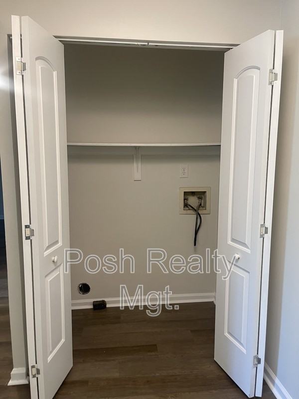 502 Mystic Dr - Photo 6 of 11