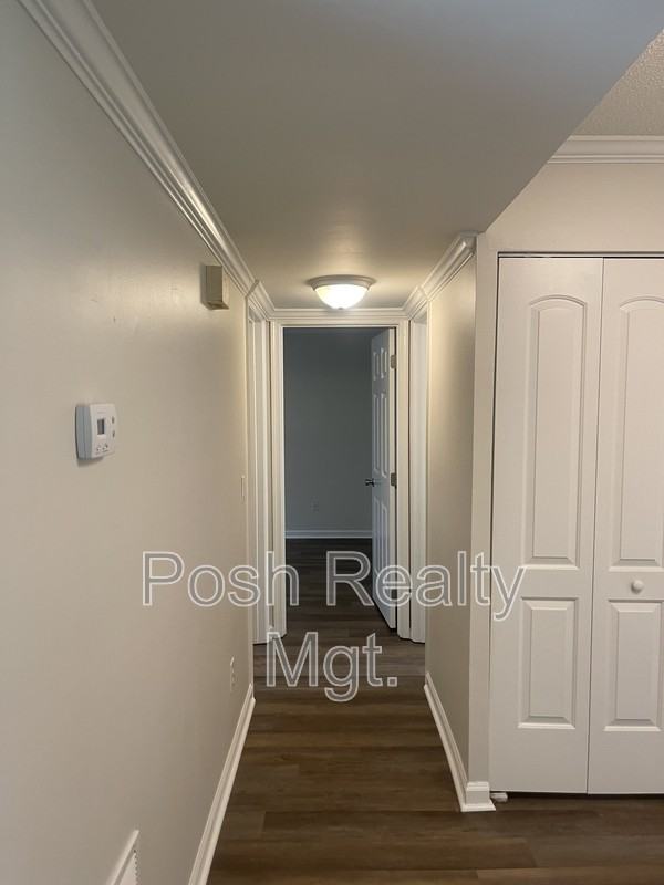 502 Mystic Dr - Photo 7 of 11