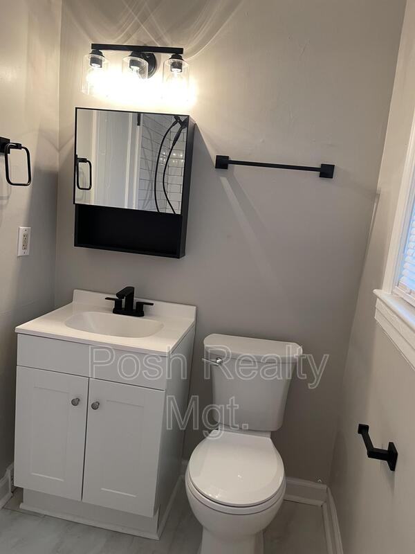 1207 N Elam Ave - Photo 7 of 12