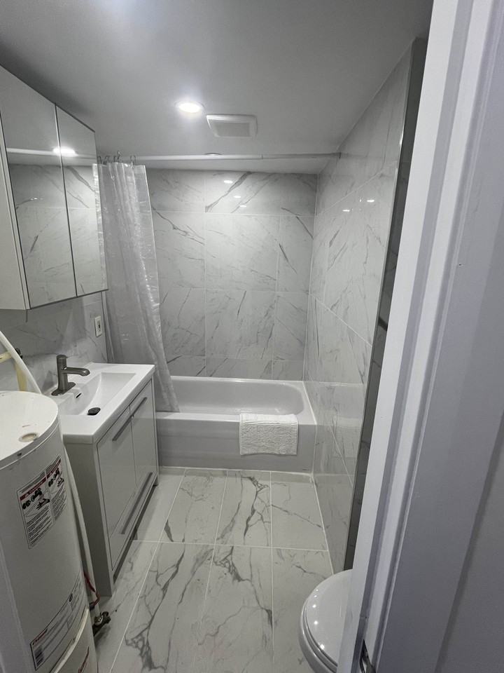 2337 Rue Saint-Germain #5 - Photo 6 of 13