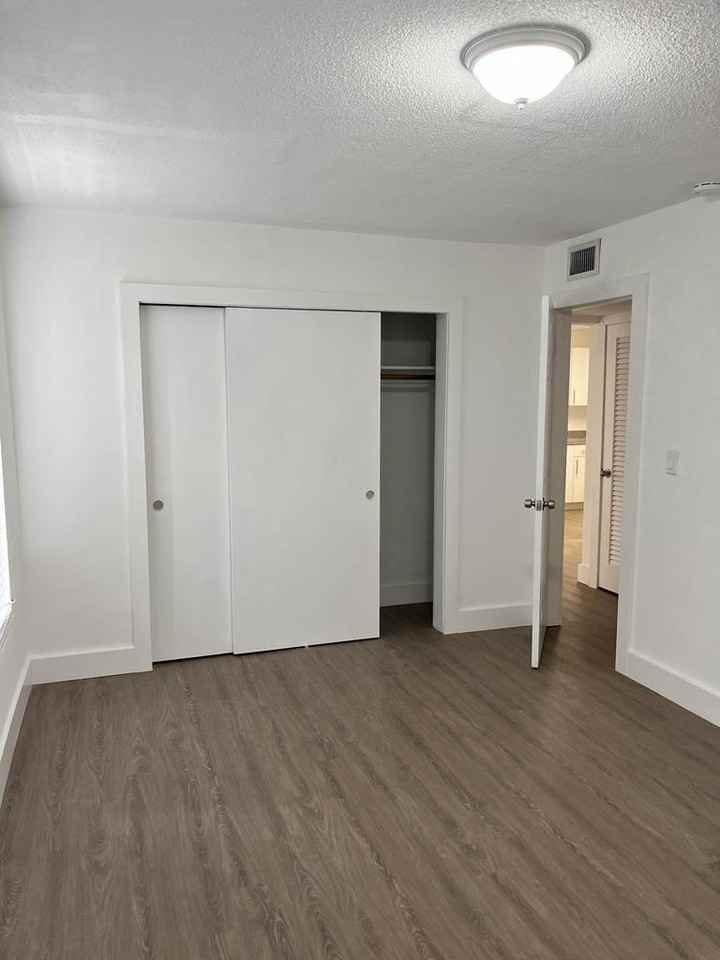 Trece Urim, LLC - Photo 4 of 15