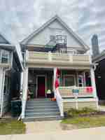 featured image of 511 W Washington Ave