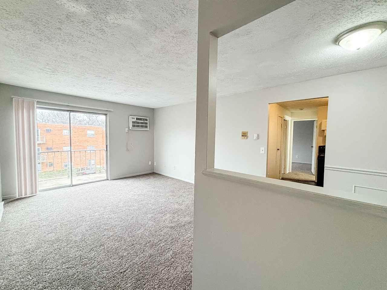 2850 Harrison Avenue - Photo 4 of 10