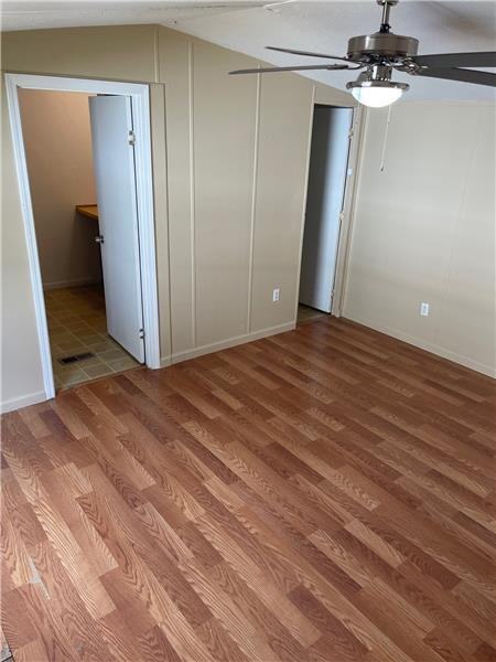 128 Oxford Ln - Photo 6 of 10