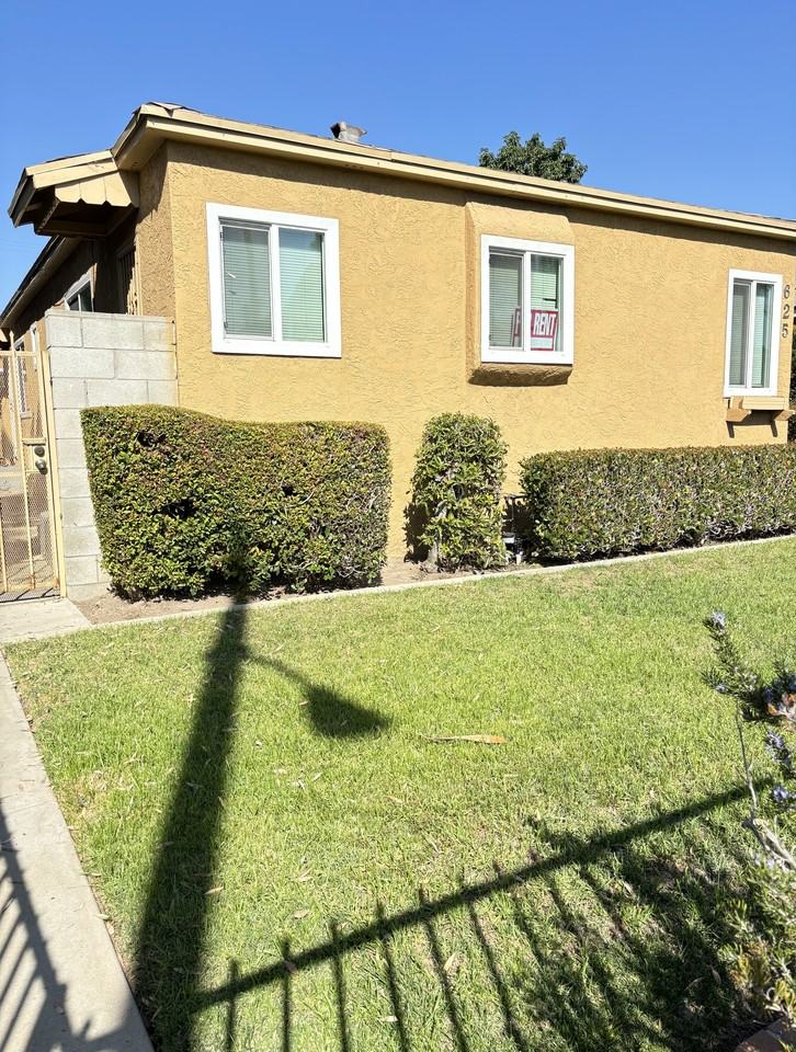 625 E. 97th STREET - Photo 5 of 9