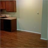 825 Oakcrest - Photo 4 of 8