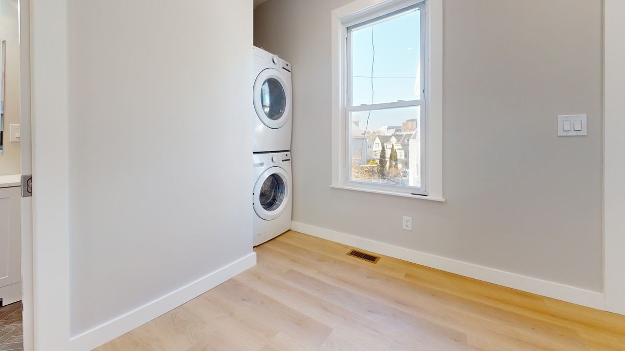 61 Dartmouth Street - Photo 6 of 13