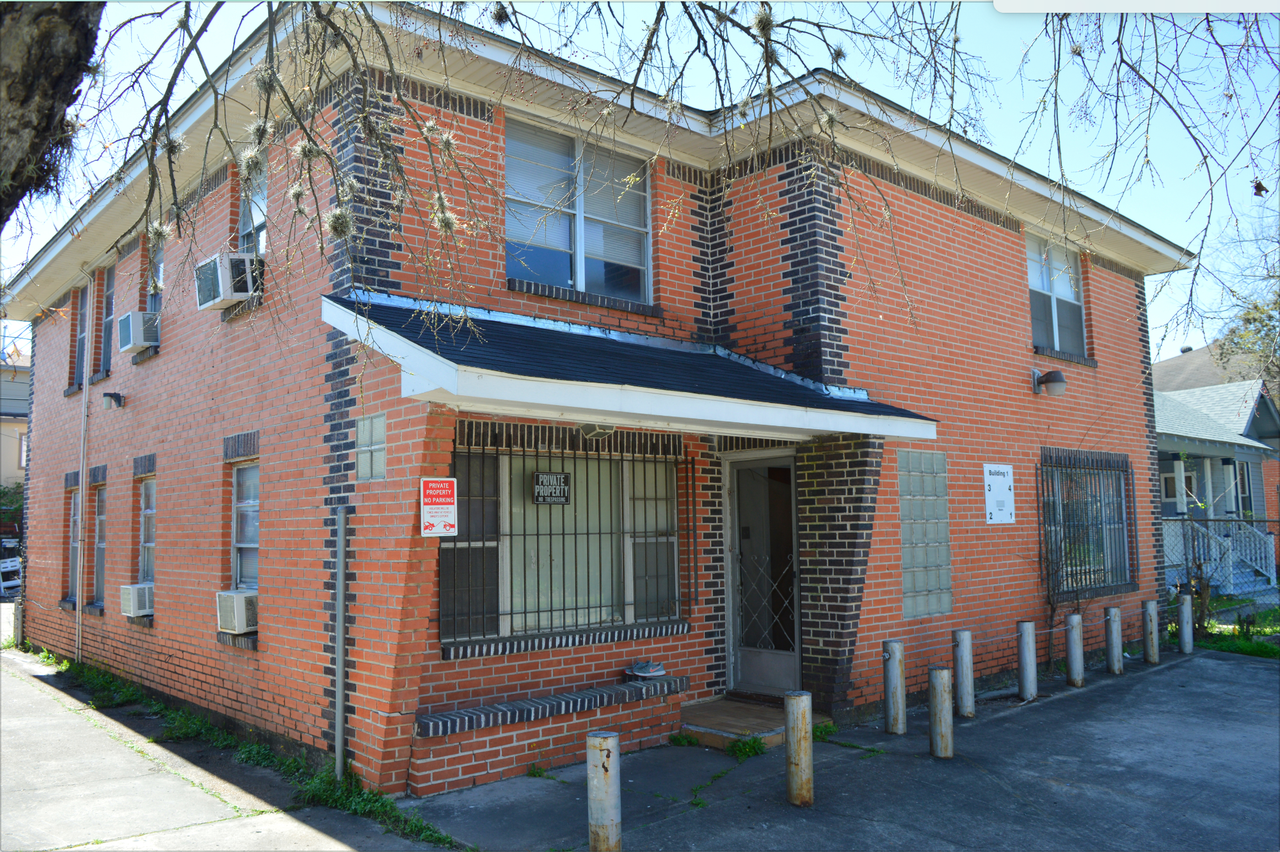 4720 Polk St. - Photo 2 of 6