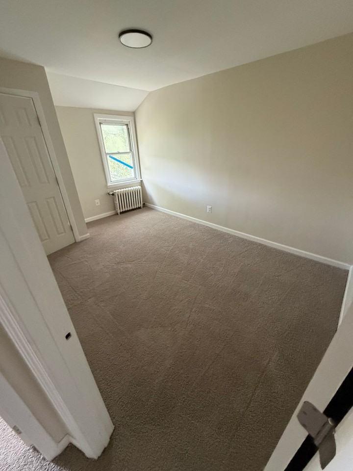 2012 Russell Ave Apt C1 #C1 - Photo 5 of 6