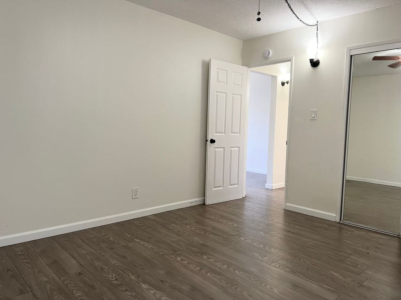 2236 Grand Ave - Photo 6 of 8