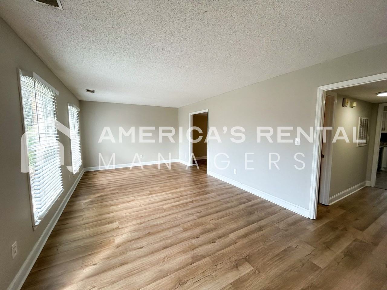 769 Cahaba Manor Trl - Photo 4 of 33