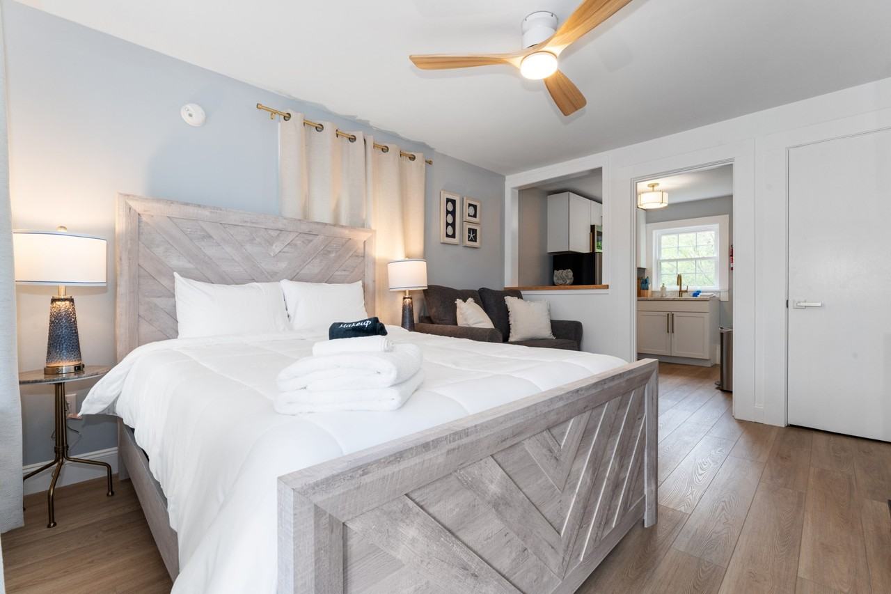 6 Sunset Drive - Photo 3 of 18