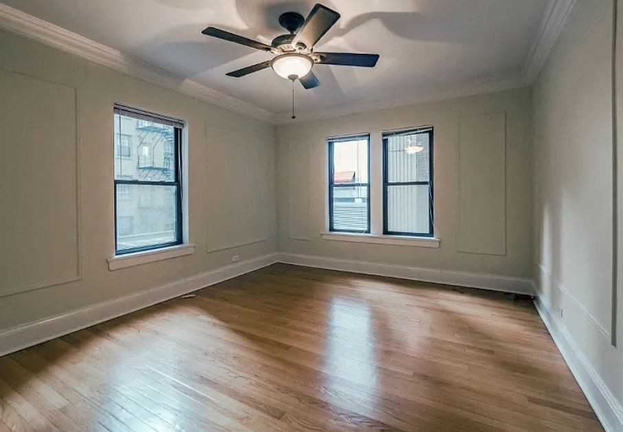 N Dewitt Pl & E Chestnut St - Photo 3 of 18