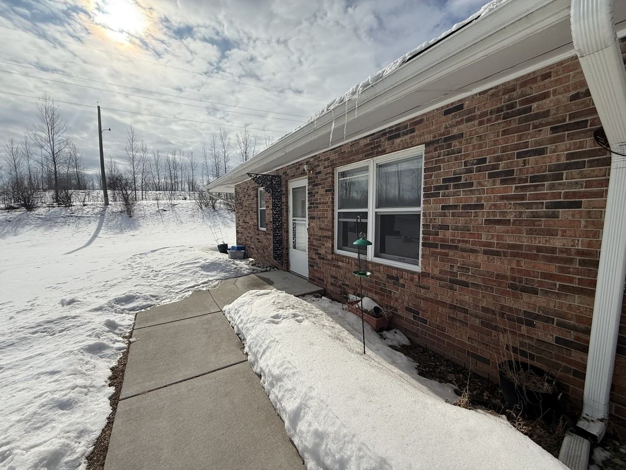 155-185 Susan Street - Photo 2 of 10