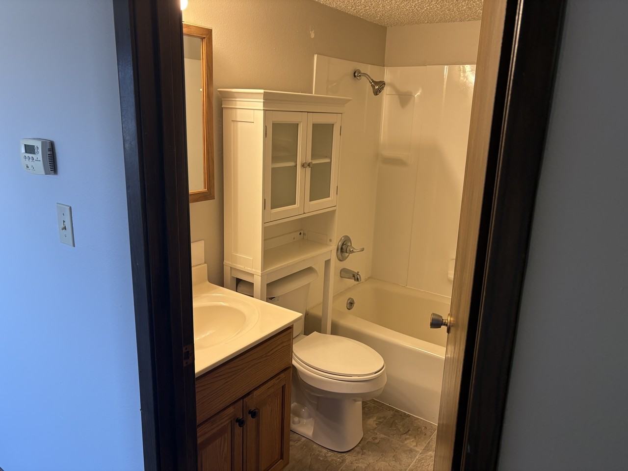 Waterloo Road 1706-1720 - Photo 5 of 8