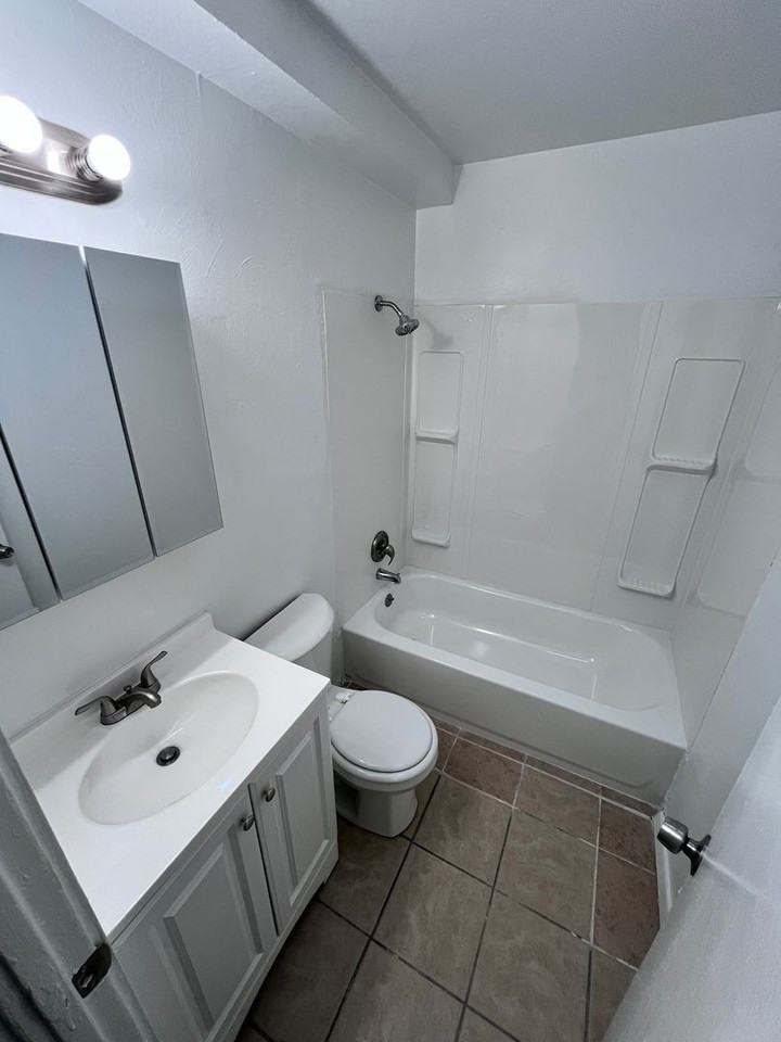 Hidden Cove - Photo 6 of 18