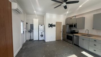 featured image of 9 Johnson Ln