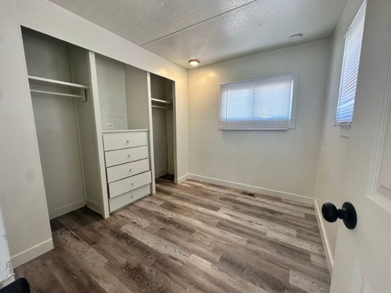 Springville Flats Residences - Photo 4 of 9