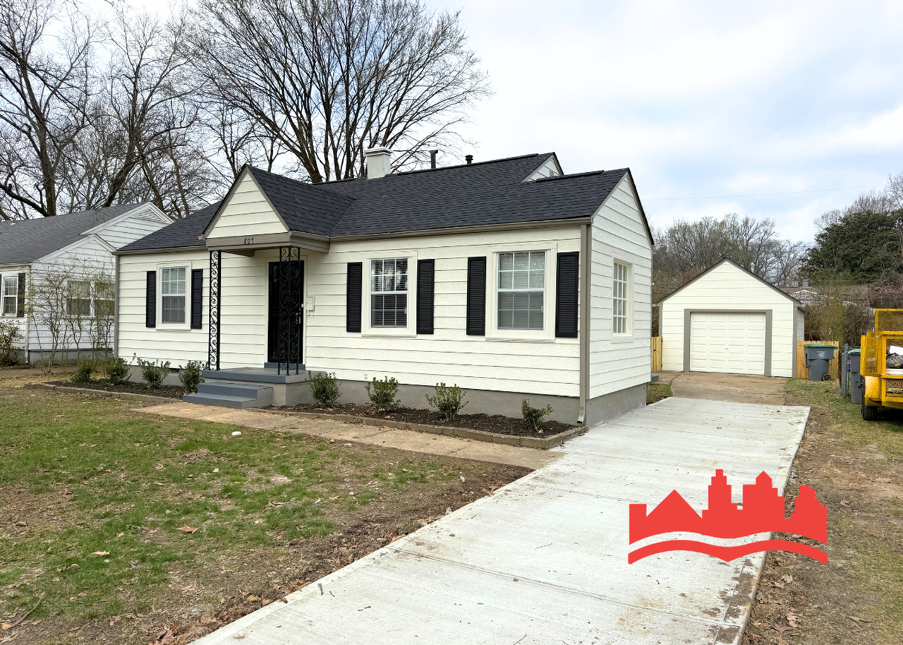 807 Maria St - Photo 3 of 15