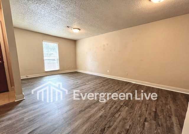 104 Aleron Ct - Photo 3 of 13