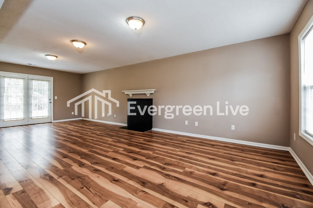 1616 Coventry Woods Ct - Photo 3 of 15