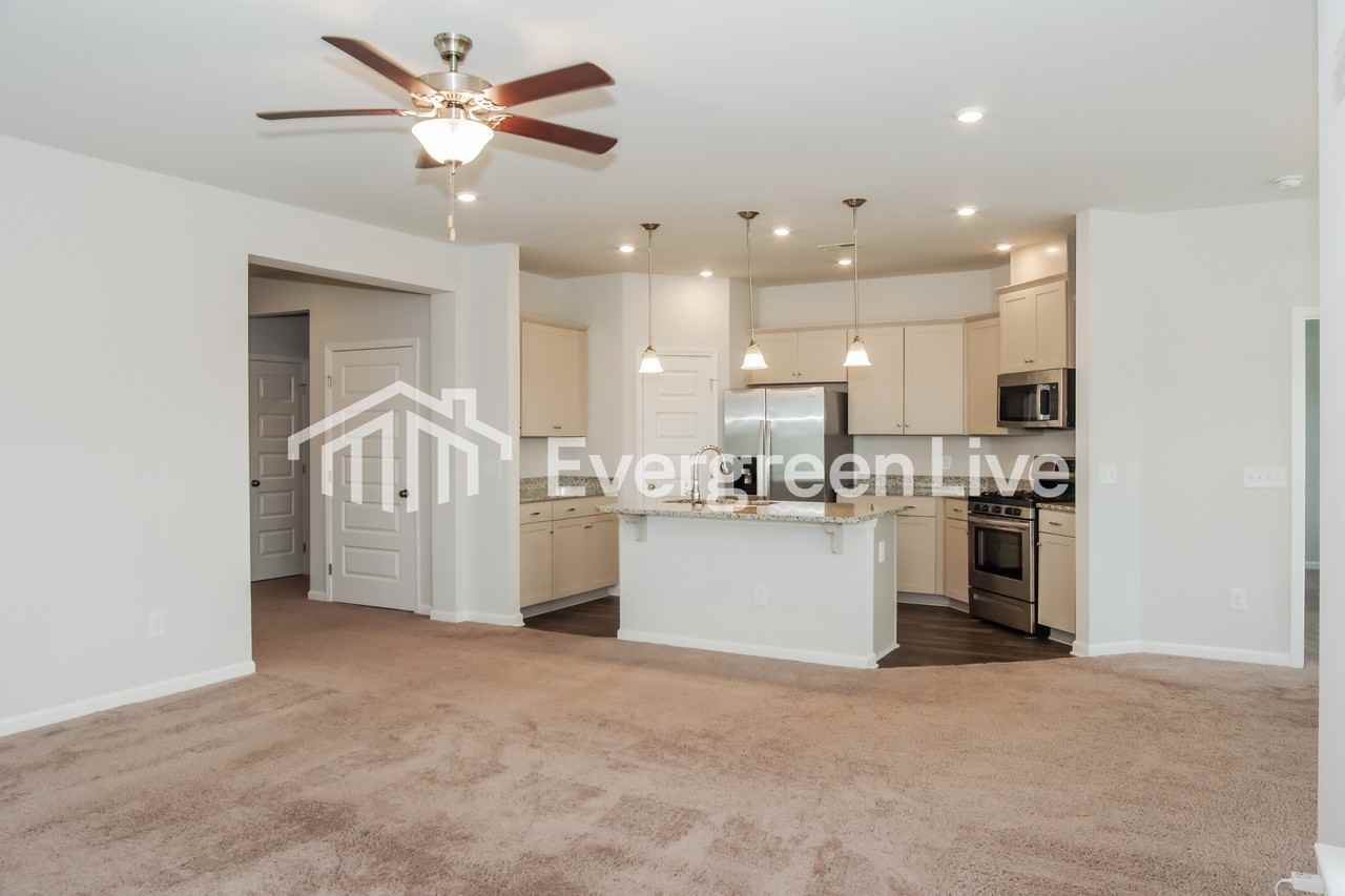 120 Emma Grace Ln - Photo 4 of 15