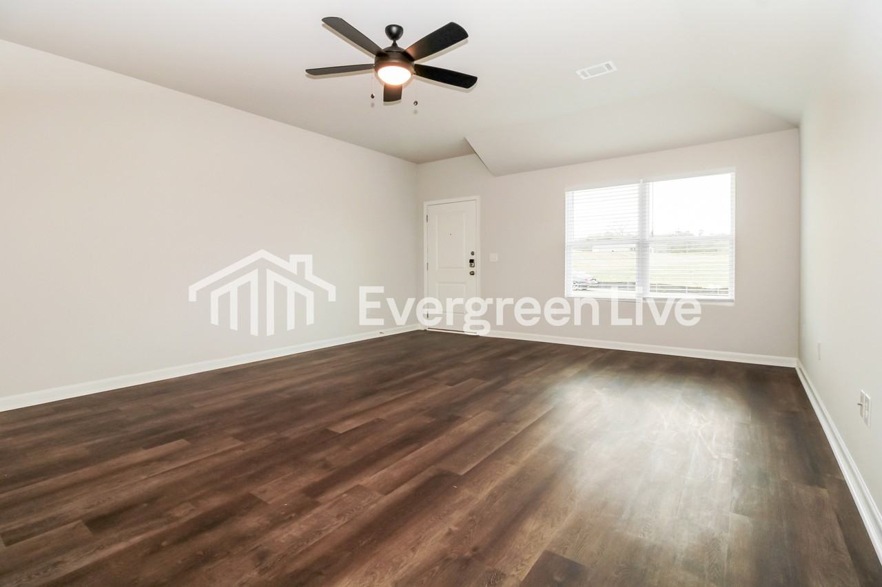 11241 Snapdragon Cove - Photo 4 of 13