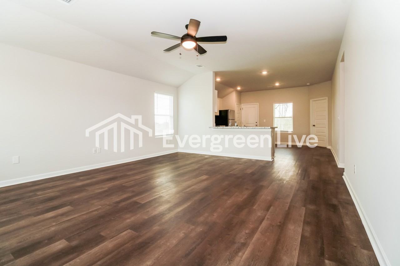 11241 Snapdragon Cove - Photo 5 of 13