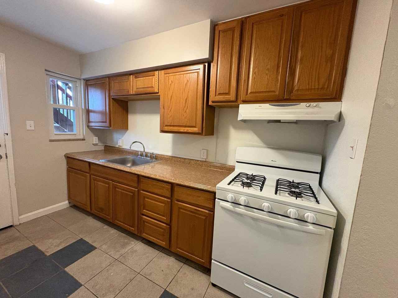 180 Spring Ave #1 - Photo 3 of 16