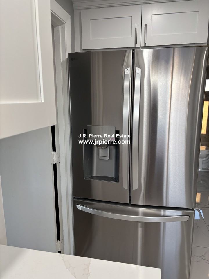 100 Bonner Ave #2 - Photo 3 of 21