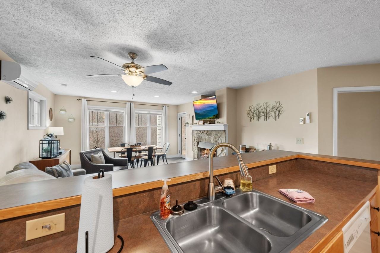 175 Hawks Peak Ln - Photo 5 of 25