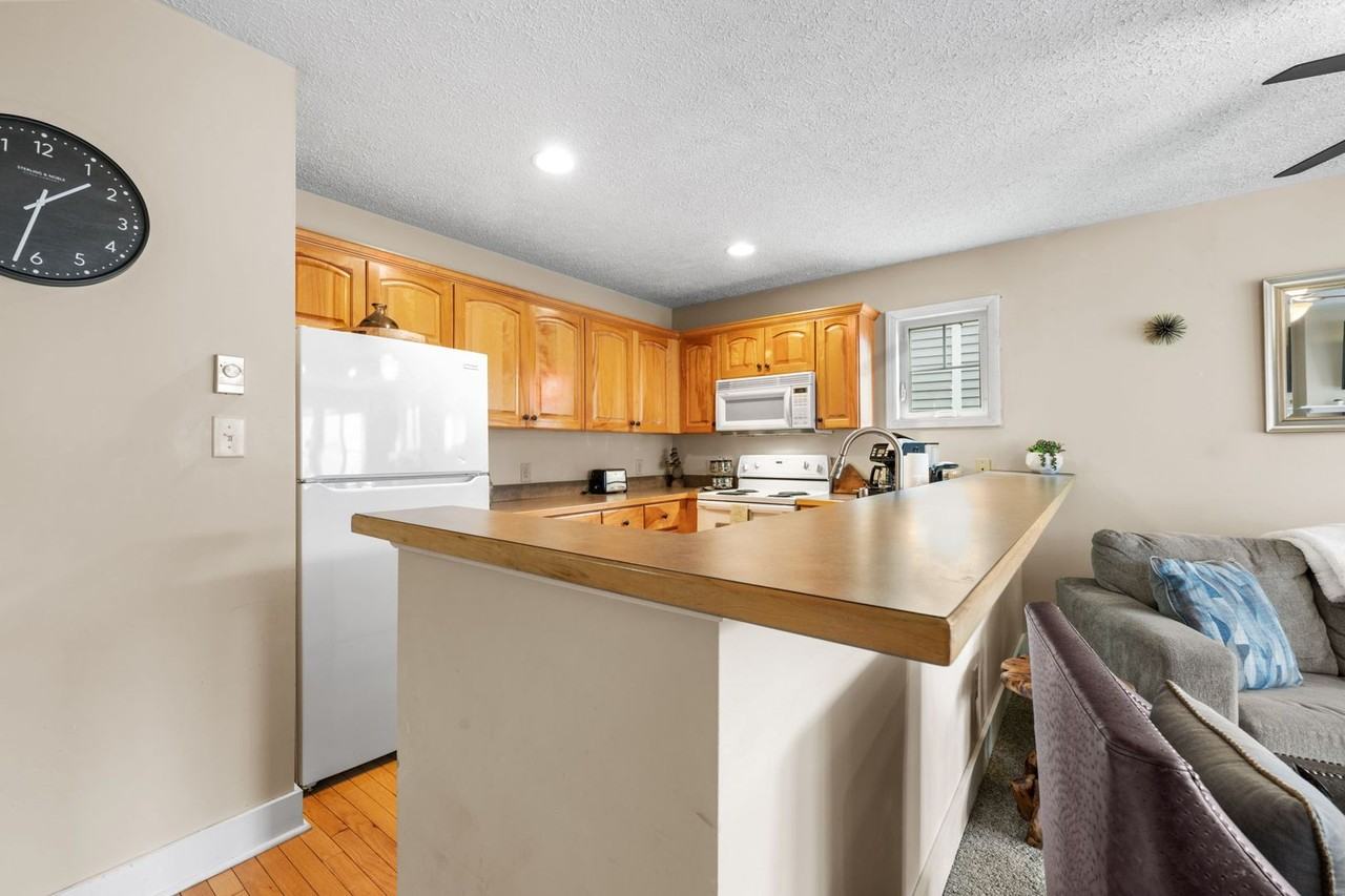 175 Hawks Peak Ln - Photo 6 of 25