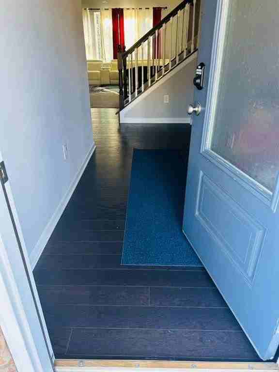 8035 Stiner Grv - Photo 3 of 41