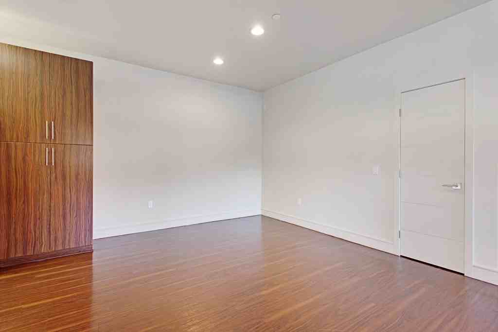 90- #4 - Photo 6 of 14