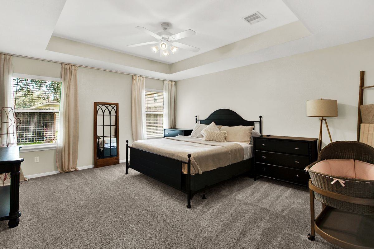 11415 Hemington Dr - Photo 4 of 7