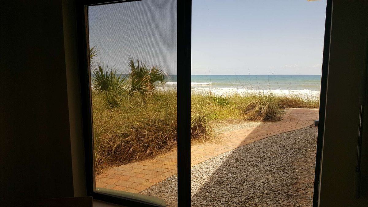 1425 Jimmy Buffett Memorial Highway 8 - Photo 5 of 13