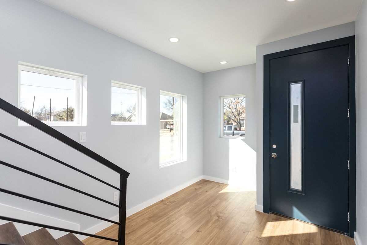 510 S Mesquite St ##101 - Photo 2 of 19