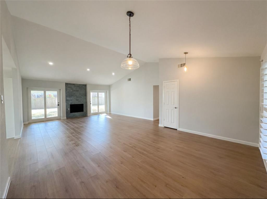 5333 Buckner Dr - Photo 6 of 23