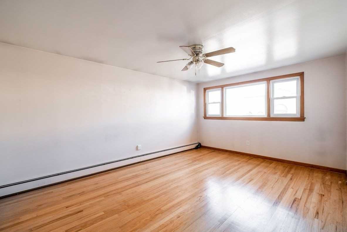 117 Hendel Ave ##2 - Photo 3 of 5