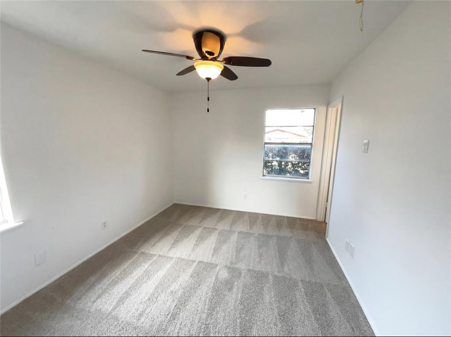 8541 Strathmore Dr - Photo 7 of 16