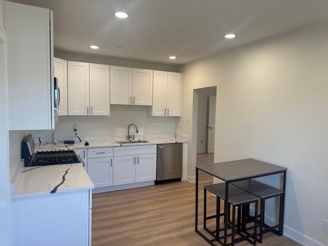 6183 Hecla St - Photo 5 of 11