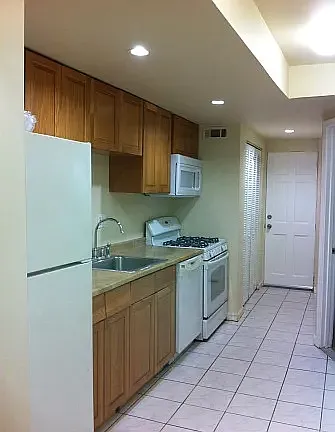 1342 Levis St Ne ##2 - Photo 2 of 4