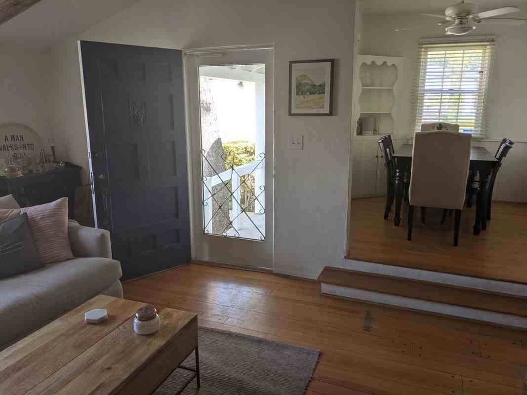 1610 Glendon Ave - Photo 6 of 16