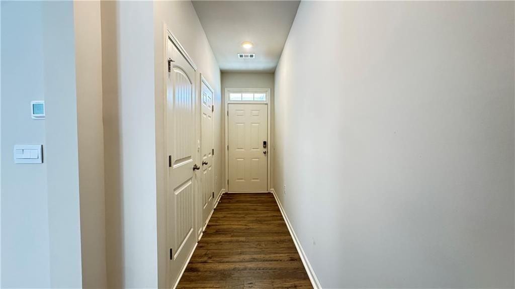 100 Aspen Ct - Photo 3 of 46