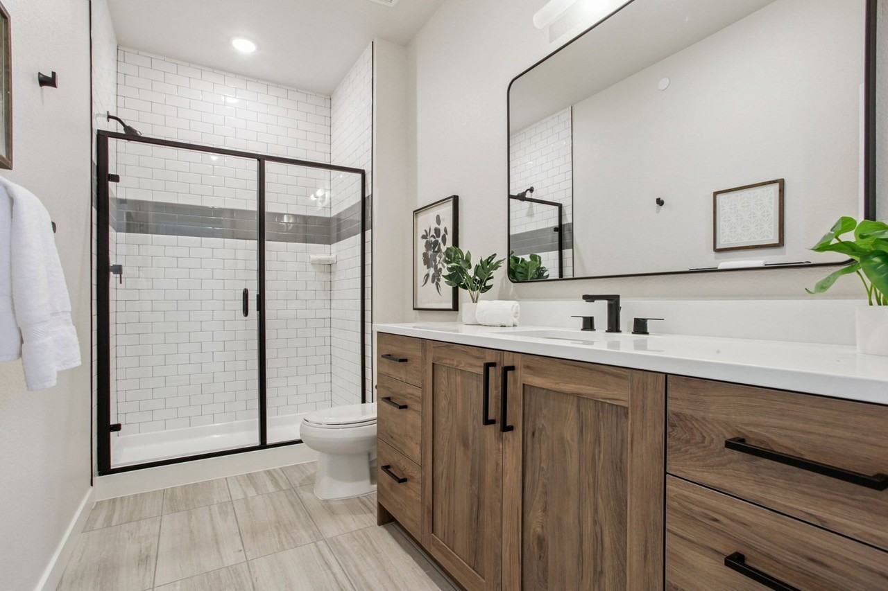 Alpine Crossing Townhomes - Photo 4 of 8