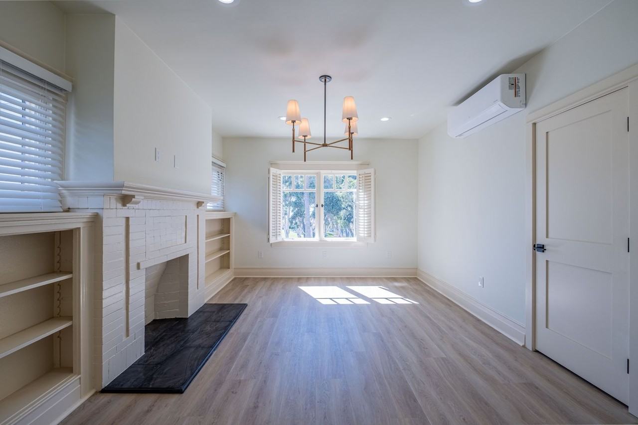 Catalina Residences - Photo 7 of 50