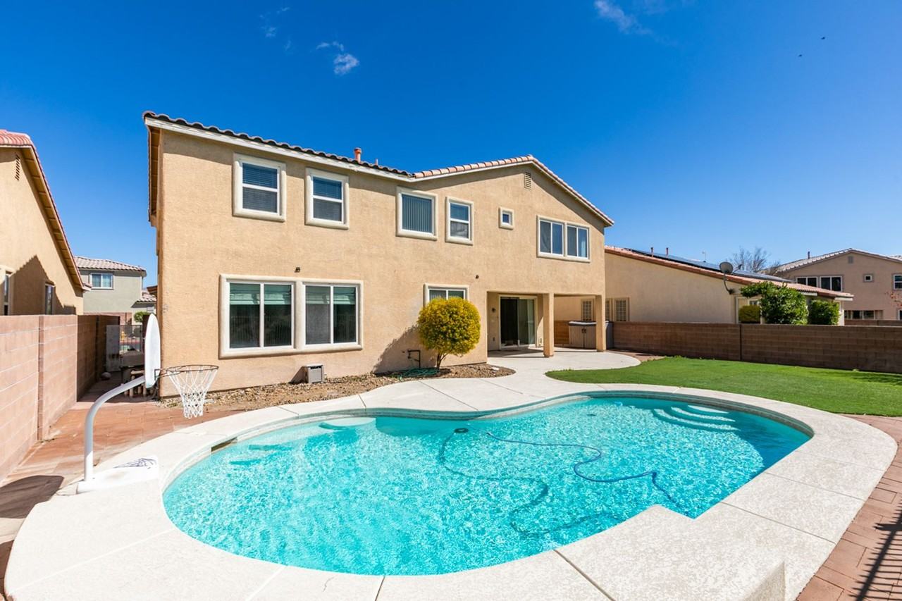 3109 Grass Sparrow Dr - Photo 2 of 50